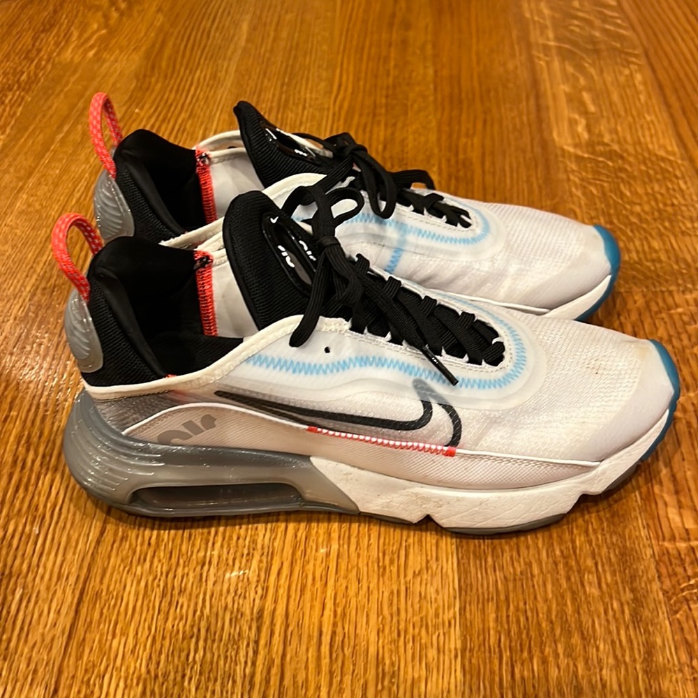Nike 2090